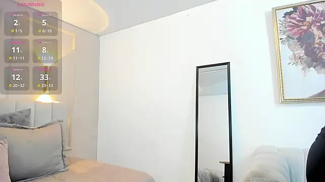 victoria bourne online show from December 16, 7:40 pm