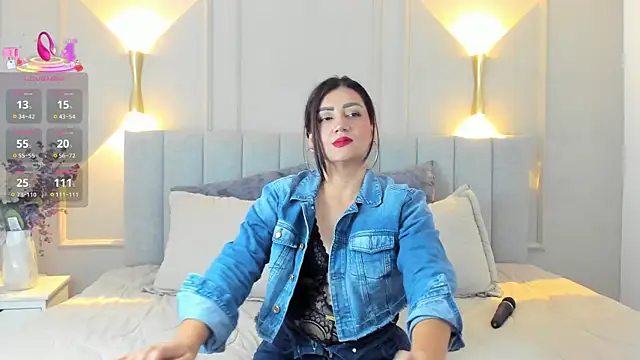 victoria bourne online show from September 19, 7:07 pm