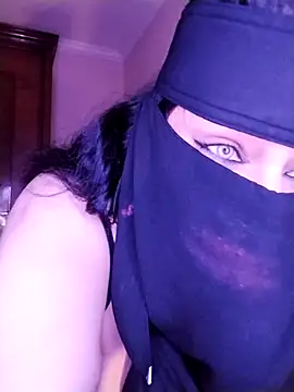 Snapshot of lilyan12 chatting on March 9, 11:08 pm lilyan12 online show from March 9, 11:08 pm