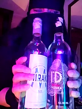 Snapshot of lilyan12 chatting on March 20, 12:44 am lilyan12 online show from March 20, 12:44 am