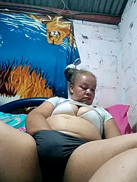 Snapshot of margaritamadura chatting on October 3, 2:48 am margaritamadura online show from October 3, 2:48 am