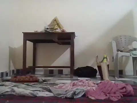 Snapshot of Littledgg20 chatting on June 24, 4:27 pm Littledgg20 online show from June 24, 4:27 pm