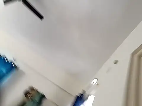 Snapshot of king_godgm chatting on January 18, 5:00 am king godgm online show from January 18, 5:00 am