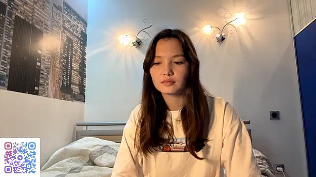 Snapshot of KiraVelvet chatting on September 18, 10:07 am KiraVelvet online show from September 18, 10:07 am