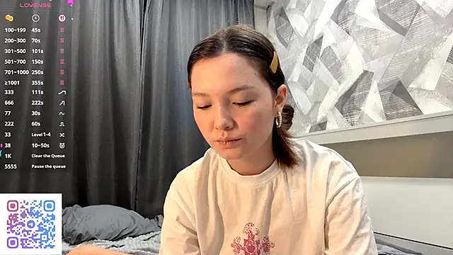 KiraVelvet online show from October 26, 4:18 pm