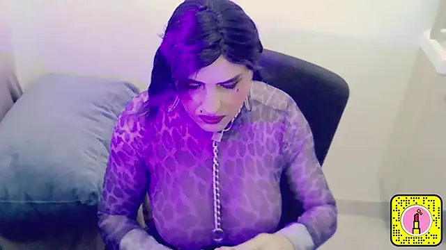 Snapshot of Morgane818181 chatting on September 19, 9:08 pm Morgane818181 online show from September 19, 9:08 pm