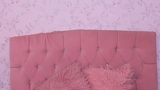 Maddy-Johnson- online show from September 23, 1:07 pm