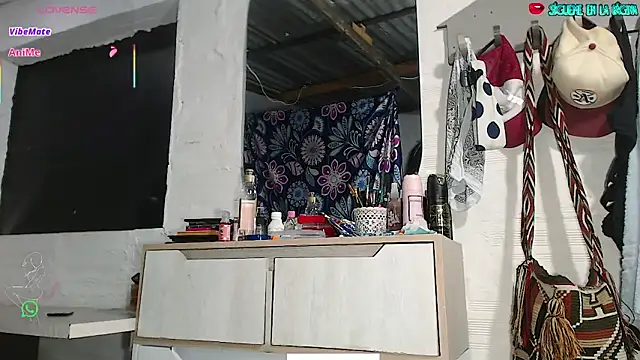 luisafe2025 online show from October 29, 2:27 pm