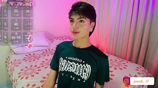 Dark luckyyy online show from May 22, 11:14 pm