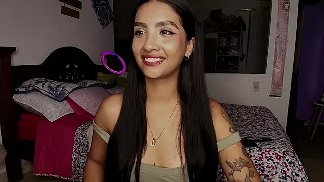 Snapshot of mia_yireth chatting on September 18, 12:35 am mia yireth online show from September 18, 12:35 am