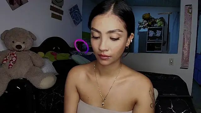Snapshot of mia_yireth chatting on September 25, 11:44 pm mia yireth online show from September 25, 11:44 pm
