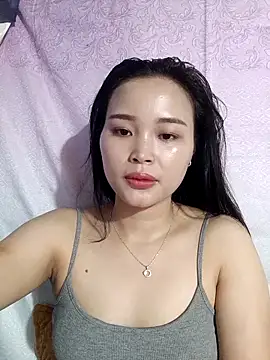 Snapshot of Lili_lovely chatting on September 27, 1:23 am Lili lovely online show from September 27, 1:23 am