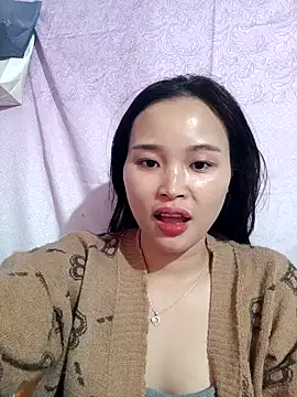 Snapshot of Lili_lovely chatting on November 20, 2:34 am Lili lovely online show from November 20, 2:34 am