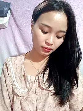 Snapshot of Lili_lovely chatting on November 23, 1:59 am Lili lovely online show from November 23, 1:59 am