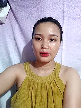 Snapshot of Lili_lovely chatting on October 26, 1:33 pm Lili lovely online show from October 26, 1:33 pm
