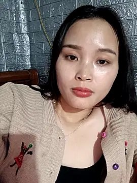 Snapshot of Lili_lovely chatting on December 3, 2:56 am Lili lovely online show from December 3, 2:56 am