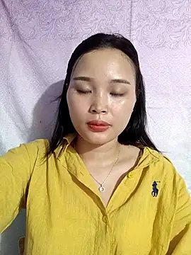 Snapshot of Lili_lovely chatting on October 5, 8:16 am Lili lovely online show from October 5, 8:16 am