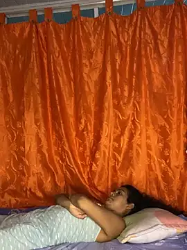 Nezuko-uWux online show from October 22, 6:46 am