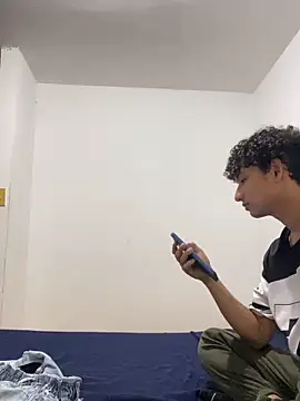 Nezuko-uWux online show from September 27, 1:56 am