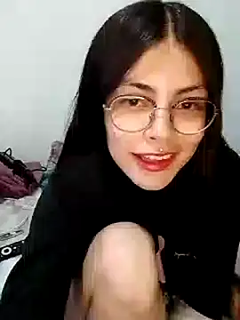 Snapshot of Kylie_Rivers chatting on October 1, 11:30 pm Kylie Rivers online show from October 1, 11:30 pm