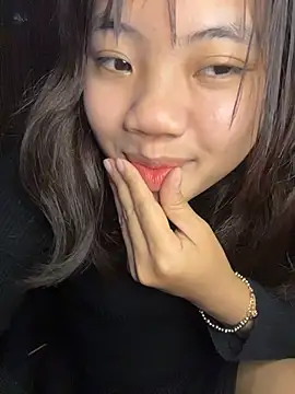 Kouis999 online show from February 19, 4:42 am