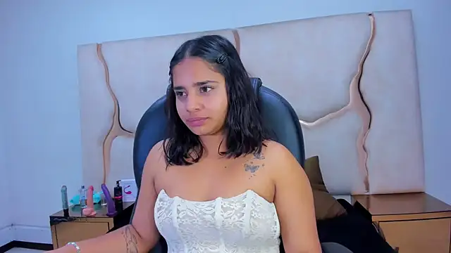 ScarletDoll online show from December 4, 4:55 am