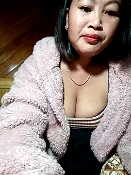 Snapshot of maycuc123 chatting on November 21, 11:59 pm maycuc123 online show from November 21, 11:59 pm