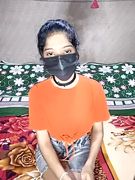 Snapshot of emali_baba chatting on September 10, 4:11 am emali baba online show from September 10, 4:11 am