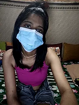 Snapshot of emali_baba chatting on October 17, 3:54 am emali baba online show from October 17, 3:54 am