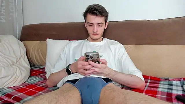 spider    man online show from March 5, 12:57 pm