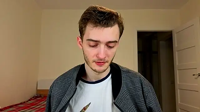 spider    man online show from April 4, 5:30 pm