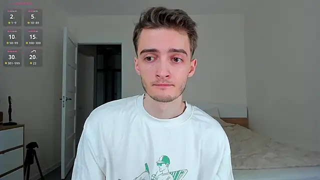 spider    man online show from March 13, 11:48 am