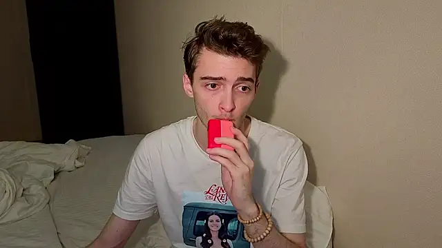 Snapshot of spider____man chatting on June 26, 4:35 pm spider man online show from June 26, 4:35 pm