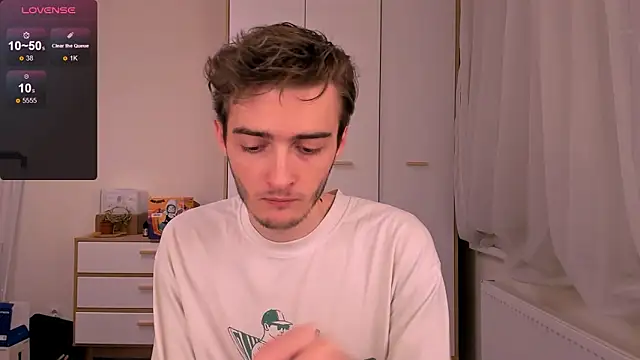 spider    man online show from November 26, 5:02 pm