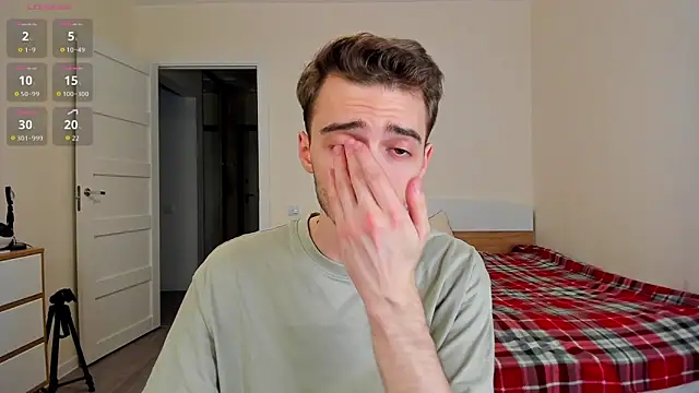 spider    man online show from March 28, 5:03 pm