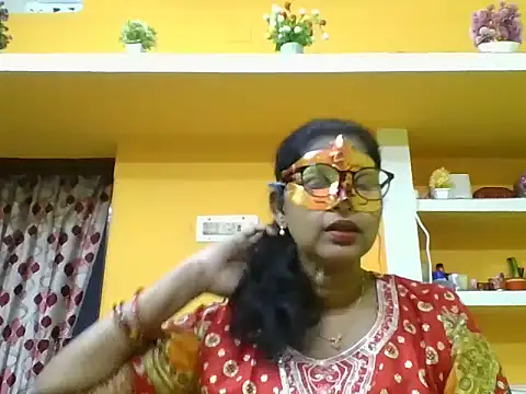 Snapshot of kavya1 chatting on October 15, 1:52 pm kavya1 online show from October 15, 1:52 pm