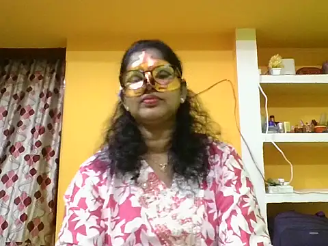 Snapshot of kavya1 chatting on October 20, 5:20 am kavya1 online show from October 20, 5:20 am