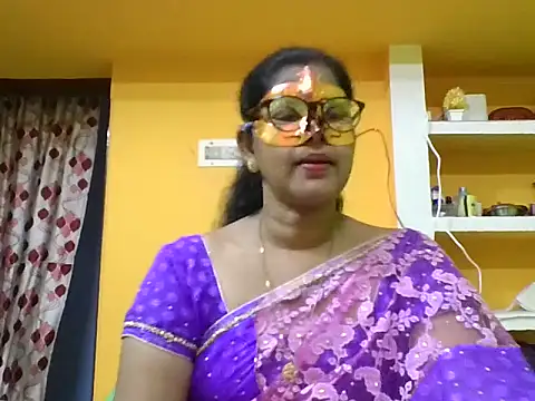 Snapshot of kavya1 chatting on October 8, 1:34 pm kavya1 online show from October 8, 1:34 pm