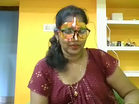 Snapshot of kavya1 chatting on September 14, 5:19 am kavya1 online show from September 14, 5:19 am
