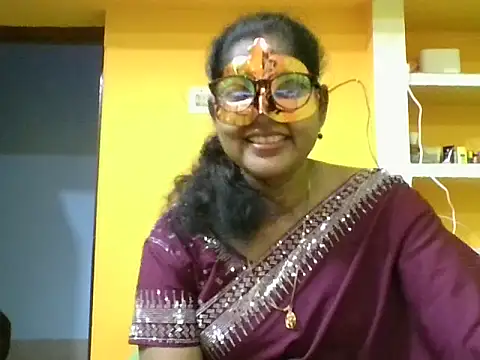Snapshot of kavya1 chatting on September 14, 6:08 pm kavya1 online show from September 14, 6:08 pm