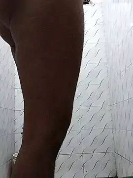 Snapshot of Roshani_hoty chatting on September 22, 1:44 am Roshani hoty online show from September 22, 1:44 am