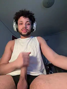 Troydaddy578 online show from February 13, 6:13 am