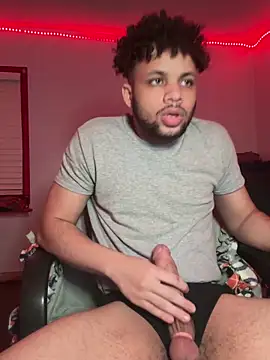 Troydaddy578 online show from December 19, 7:11 am