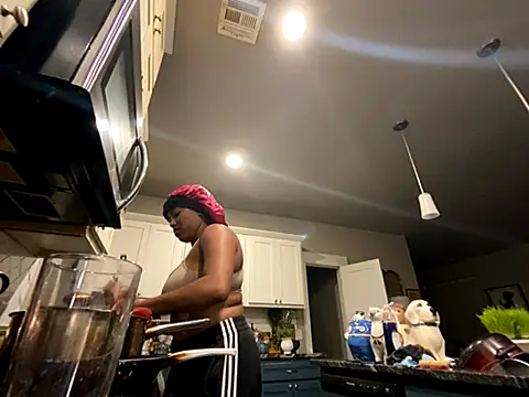 princesslivv online show from October 23, 3:49 am