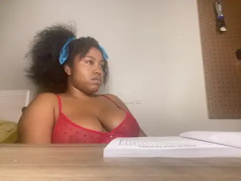 princesslivv online show from June 10, 3:19 am
