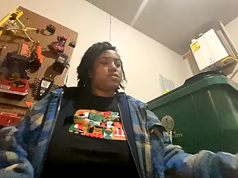 princesslivv online show from November 25, 12:00 am