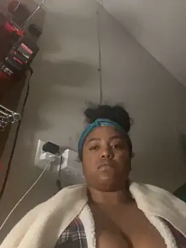 princesslivv online show from October 29, 8:24 am