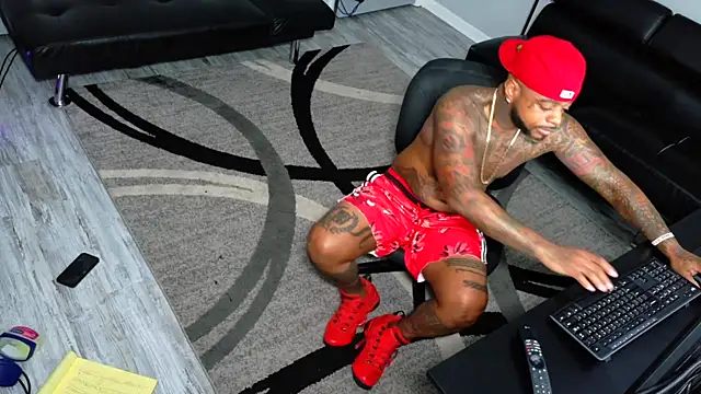 SLANGONDEMHOES online show from December 18, 9:18 pm