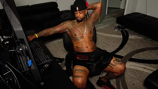 SLANGONDEMHOES online show from March 10, 9:52 pm