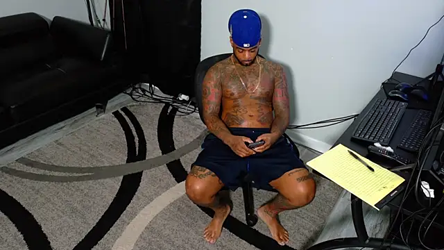 SLANGONDEMHOES online show from November 24, 6:08 pm